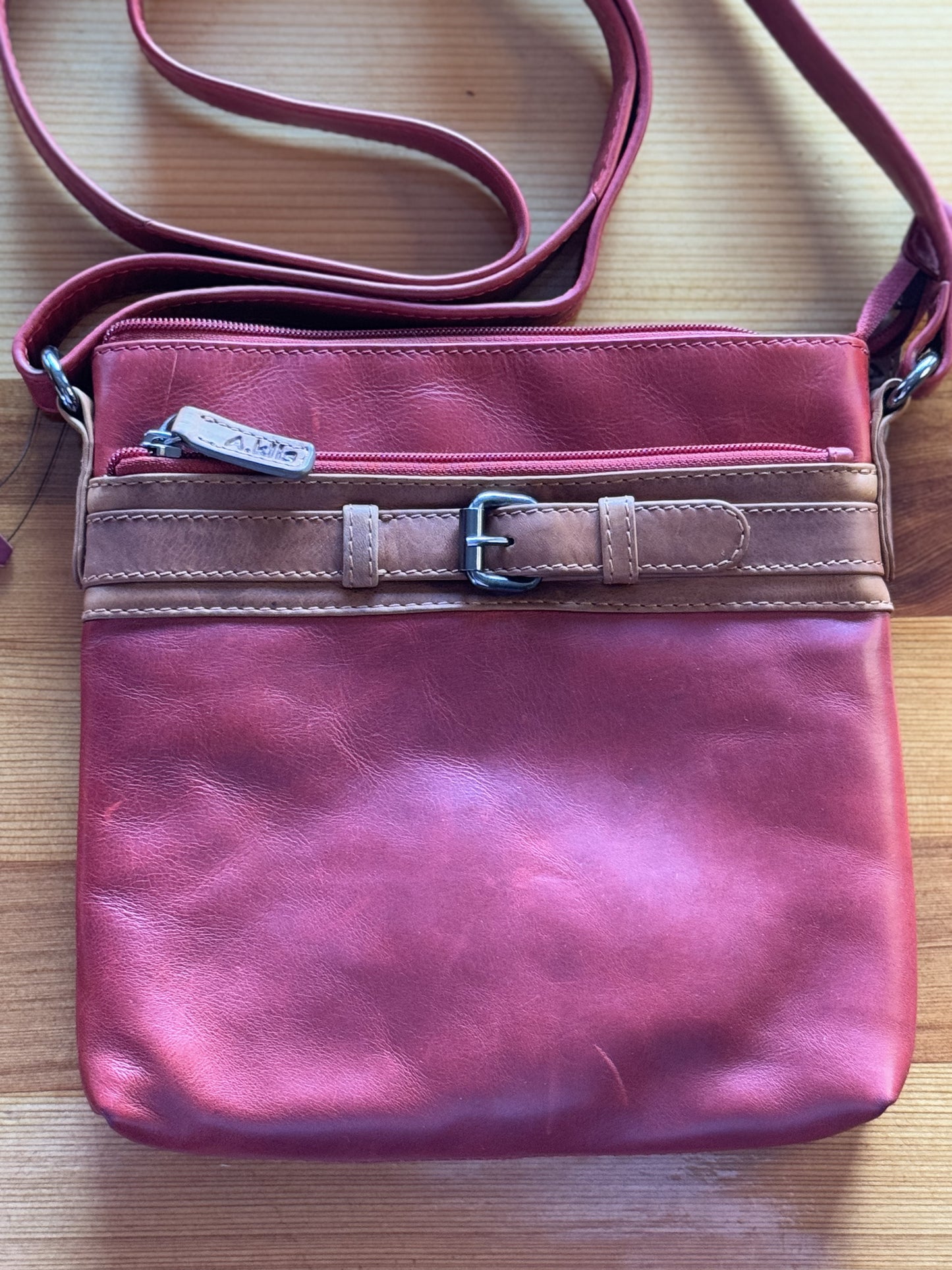 Adrian Klis Crossbody Style 1740
